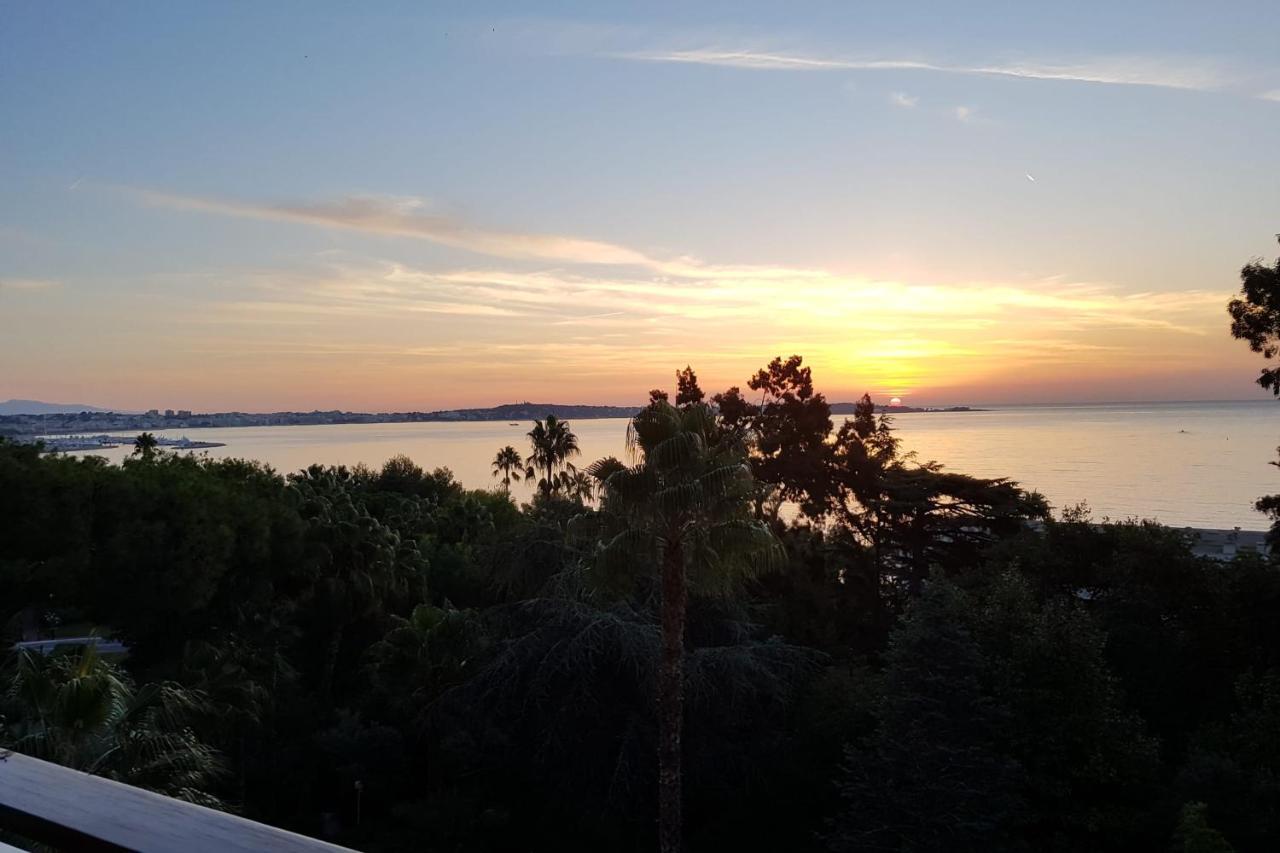 Cote D'Azur Sea View Tennis Beach Access วาลูริส ภายนอก รูปภาพ